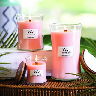 woodwick-kaarsen-met-geur-verschillende-maten-roze